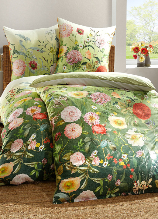 Bettwäschegarnituren - Wendebettwäsche-Garnitur aus Mako-Satin, in Größe 112 (80/80 cm + 135/200 cm) bis 115 (80/80 cm + 155/220 cm), in Farbe GRÜN Ansicht 1