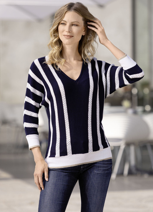 3/4-Arm - Pullover in Fledermausform 3/4-Arm - Pullover in Fledermausform, in Größe L(44/46) bis XS(32/34), in Farbe MARINE-ECRU