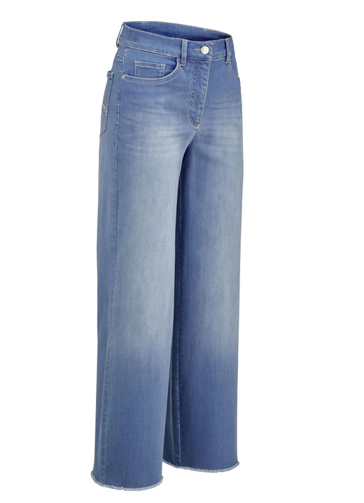 Damenmode - Jeans mit modischer Beinweite, in Größe 018 bis 052, in Farbe JEANSBLAU Ansicht 1