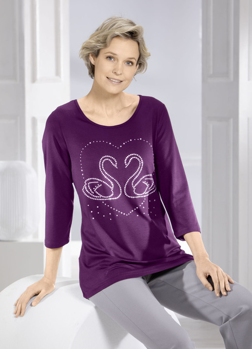 3/4-Arm - Shirt mit edler Strasszier in 2 Farben 3/4-Arm - Shirt mit edler Strasszier in 2 Farben, in Größe 038 bis 052, in Farbe AUBERGINE