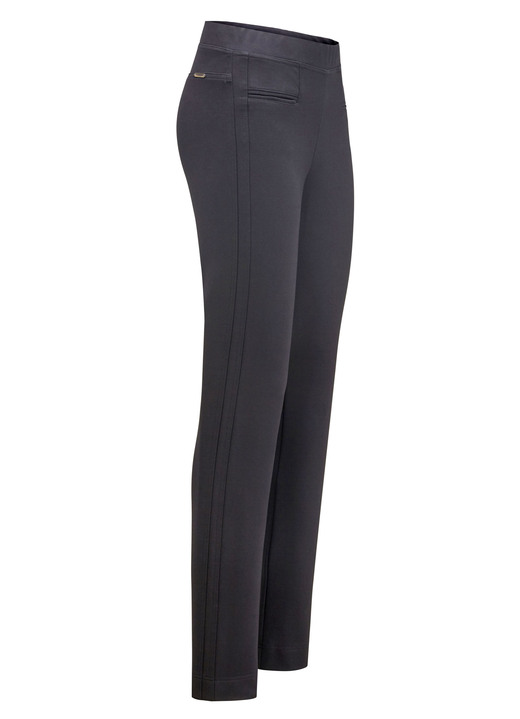 Hosen in Schlupfform - Hose mit schmaler Beinweite Hosen in Schlupfform - Hose mit schmaler Beinweite, in Größe 018 bis 052, in Farbe SCHWARZ