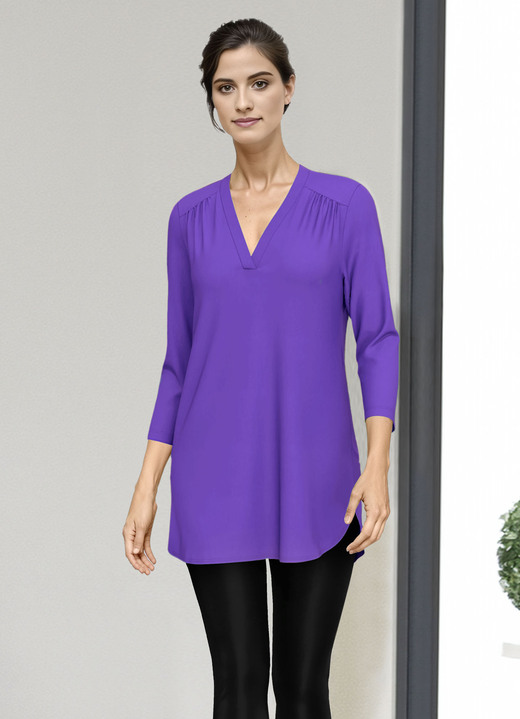3/4-Arm - Shirt-Tunika mit V-Ausschnitt, in Größe L bis XXL, in Farbe LILA Ansicht 1