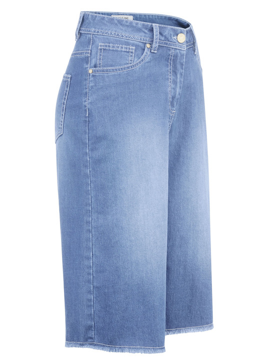7/8-Hosen, Capris, Bermudas - Bermudas, in Größe 034 bis 050, in Farbe HELLBLAU Ansicht 1
