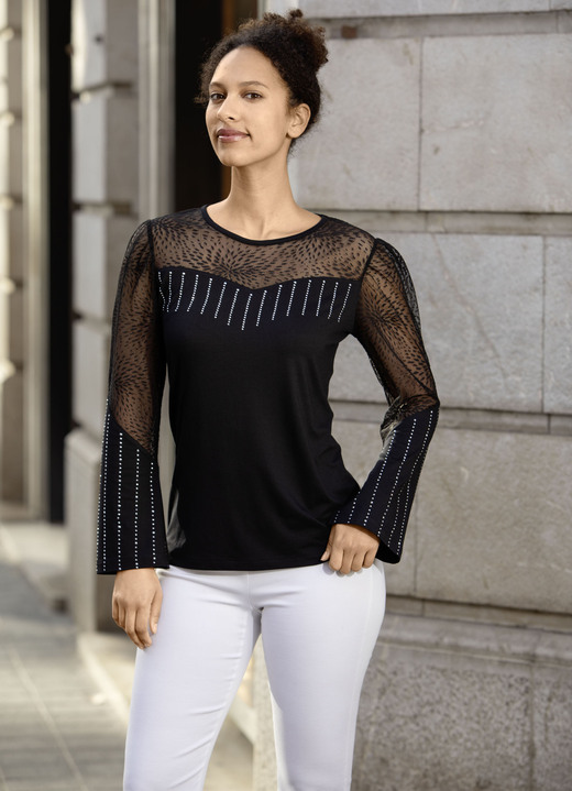 Blusen & Tuniken - Shirt-Tunika mit Nietenzier, in Größe 036 bis 052, in Farbe SCHWARZ Ansicht 1