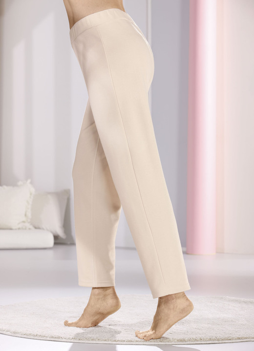 Pyjamas & Shortys - Zweierpack Schlaf- und Freizeithosen, in Größe 036 bis 058, in Farbe 1X BEIGE, 1X GRAU MELIERT Ansicht 1
