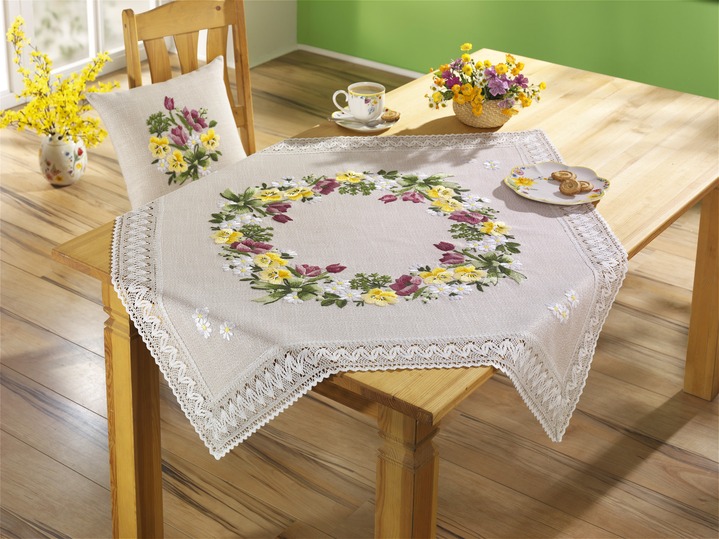 Tischdecken - Schäfer Tisch- und Raumdekoration, in Größe 103 (Läufer, 50/100 cm) bis 404 (Kissenbezug,40/ 40 cm), in Farbe BUNT., in Ausführung Stickpackung