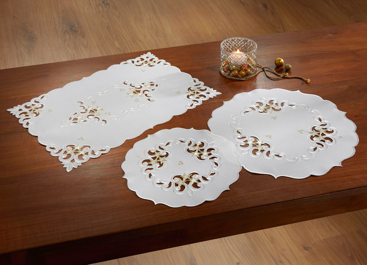 Wohnaccessoires - Tischdecke mit aufwendigen Stickereien, in Größe 101 (Deckchen, 35x 50 cm) bis 404 (Kissenbezug, 40x 40 cm), in Farbe SEKT Ansicht 1