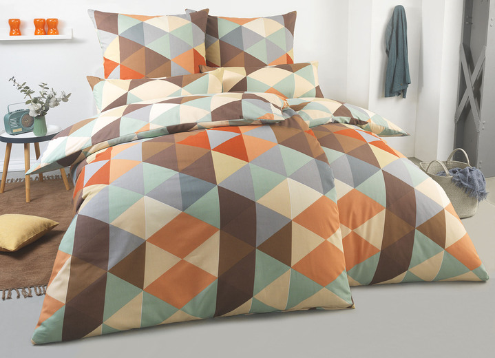 Bettwäschegarnituren - Farbenfrohe Bettwäsche-Garnitur aus Polycotton , in Größe 111 (40x80 cm + 135x200 cm) bis 412 (4-teiliges Sparset), in Farbe MULTICOLOR Ansicht 1
