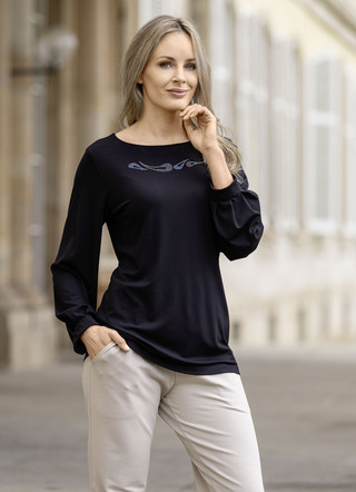Shirt mit raffinierten Faltenabschlüssen