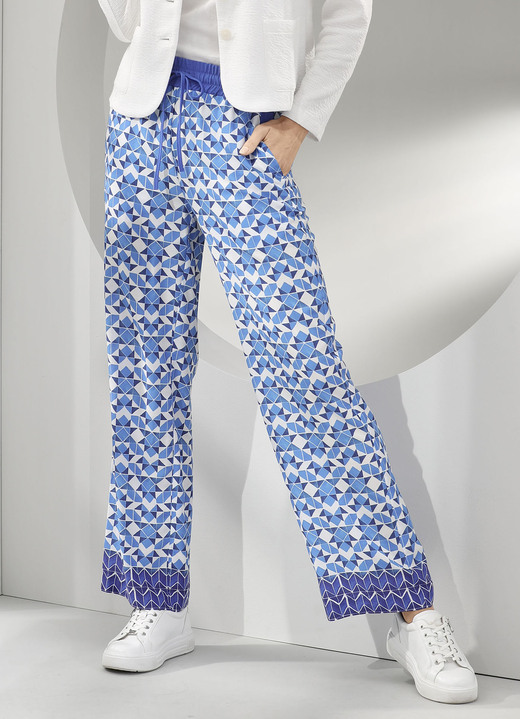 Hosen mit Knopf- und Reissverschluss - Hose in modischer Weite, in Größe 018 bis 052, in Farbe BLAU-ECRU Ansicht 1