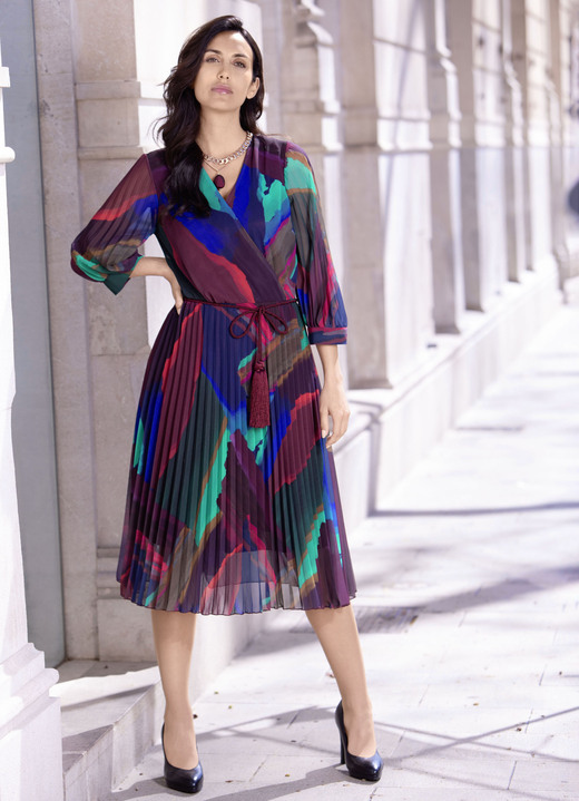 Langarm - Kleid mit Bindegürtel Langarm - Kleid mit Bindegürtel, in Größe 036 bis 052, in Farbe BORDEAUX-GRÜN-BLAU-BUNT