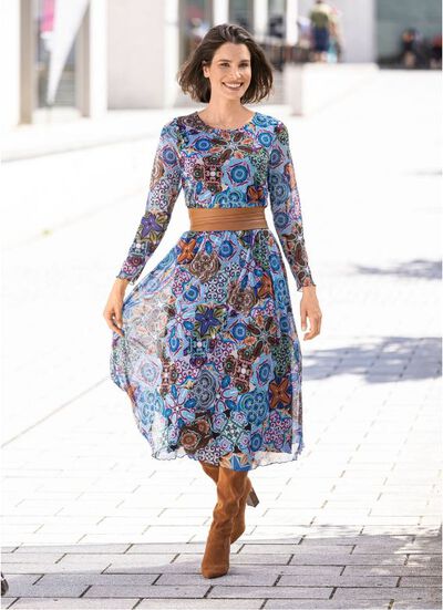 Kleid mit breitem G&uuml;rtel