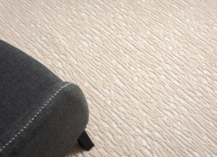 Pflegeleichte Br&uuml;cken und Teppiche aus synthetischen Material-Mix 