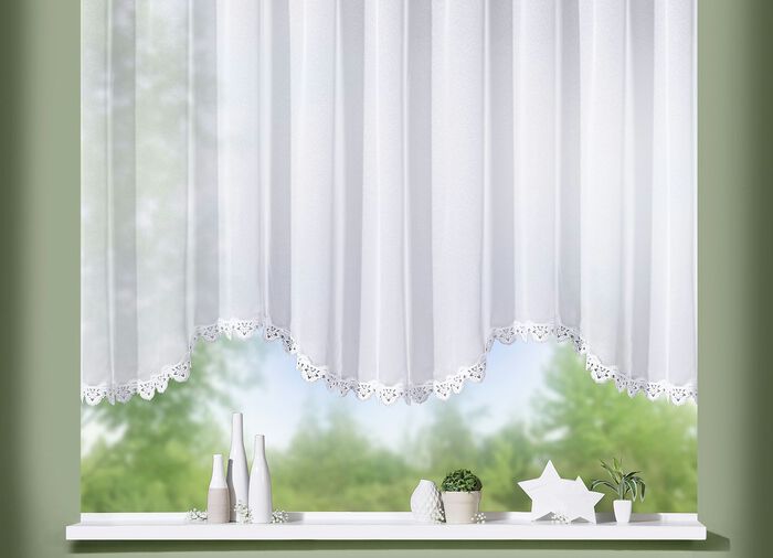 Blumenfenster-Vorhang aus echter Plauener Spitze 