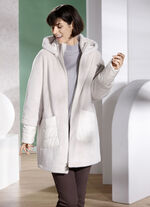 Jacke im angesagten Materialmix 