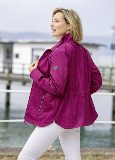 Jacke mit Reißverschlusstaschen 