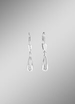 Bewegliche Ohrringe mit Brillanten 