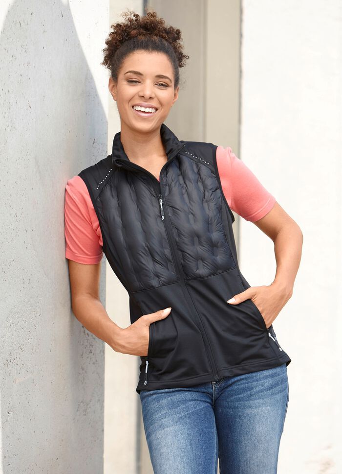 Funktionsweste in aktuellem Materialmix 