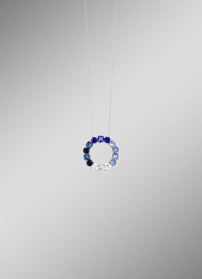 Anh&auml;nger mit synth. Zirkonia in Weiss und Blaut&ouml;nen 