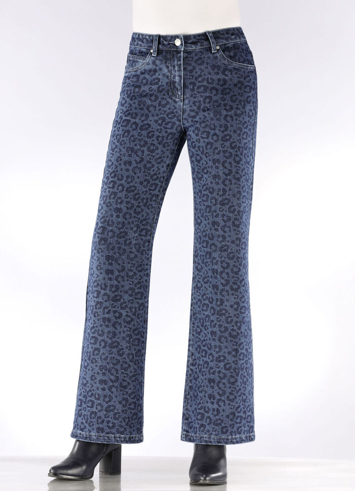Jeans in aktueller Leo-Dessinierung 