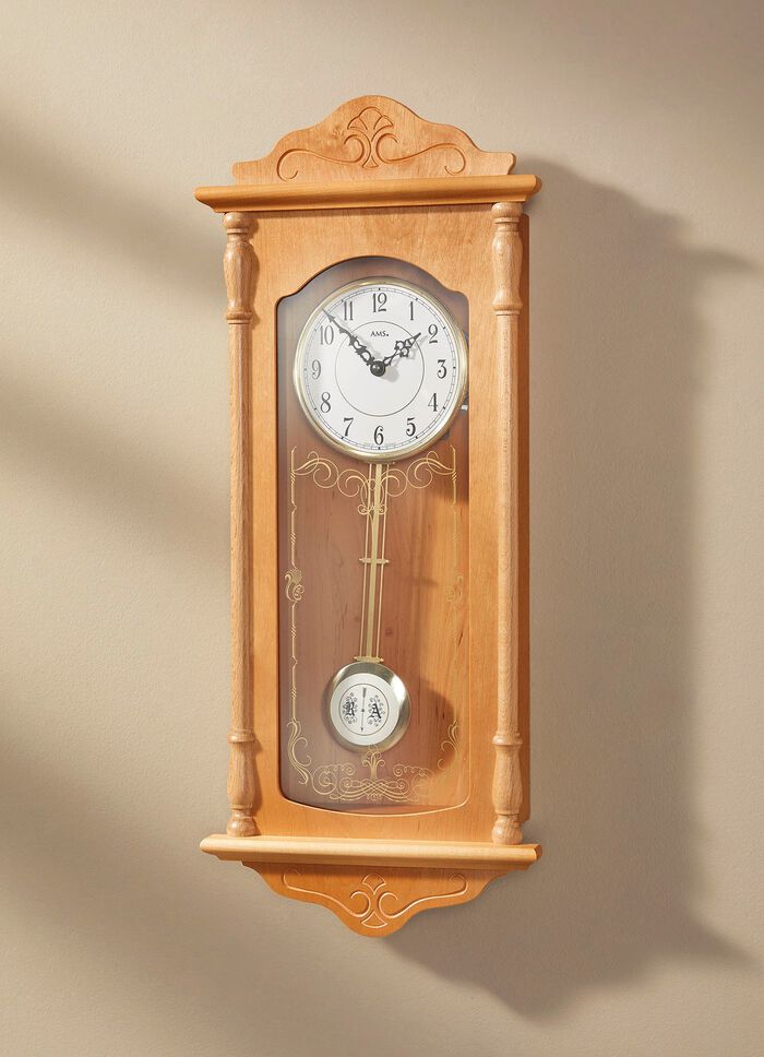 Wanduhr mit Regulatorgeh&auml;use aus Holz 