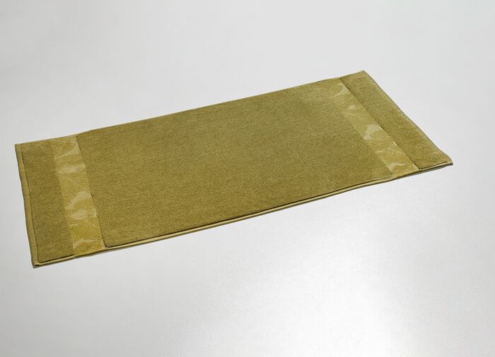 Barfussweicher Badteppich mit nat&uuml;rlichem Bl&auml;tter-Dessin 