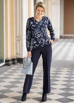 Hose in modischer Weite 