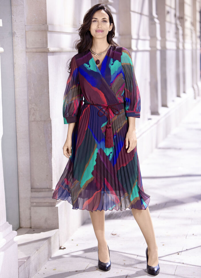 Kleid mit Bindegürtel 