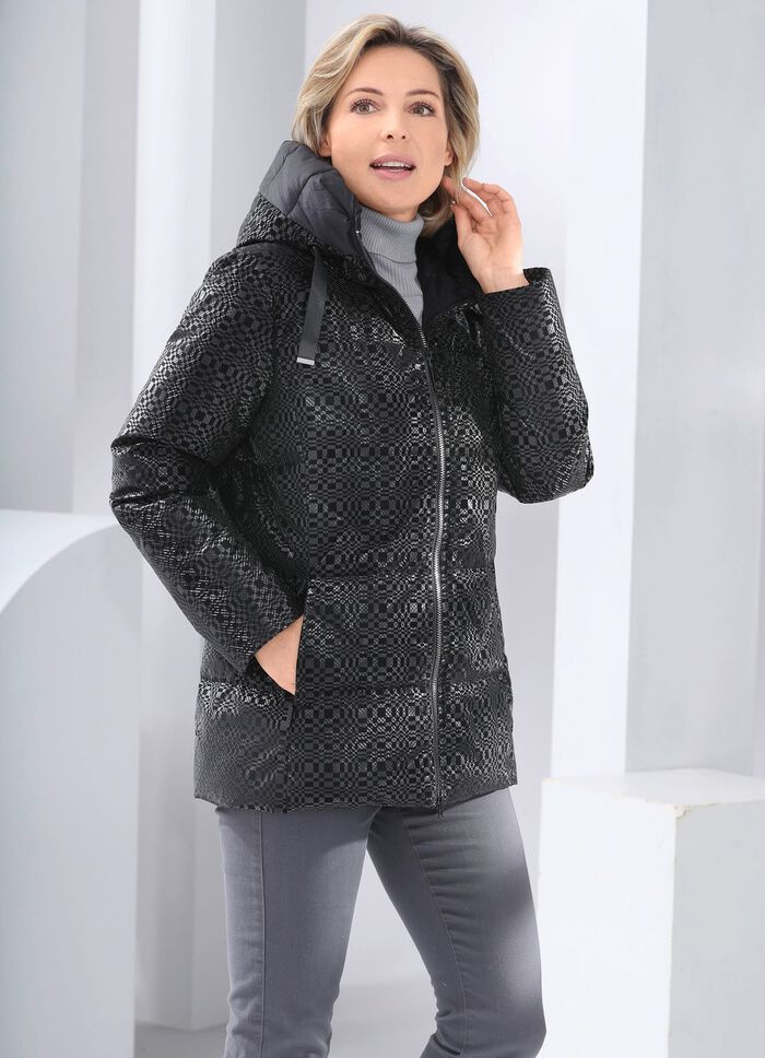 Funktionsjacke mit fester Kapuze 