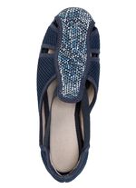 Slipper mit luftigen Durchbr&uuml;chen 