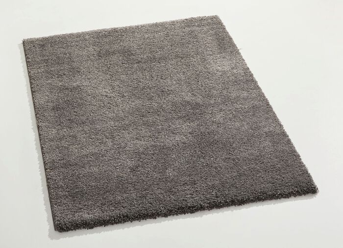 Handgetuftete Br&uuml;cken und Teppiche mit dichtem Flor 