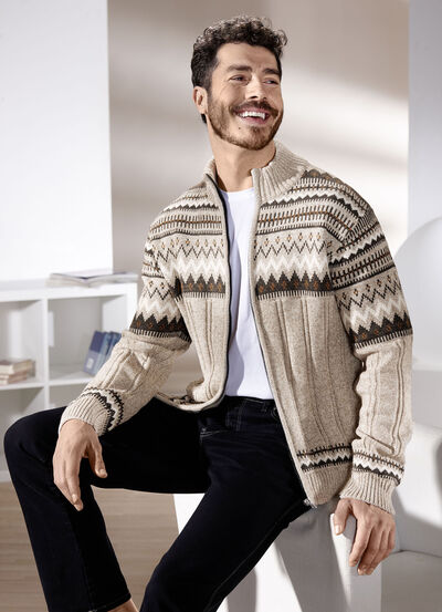 Jacke mit durchgehendem Reissverschluss 