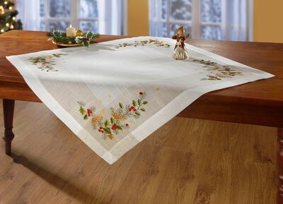 Aufwendig bestickte Tischdecke oder Kissenbezug 