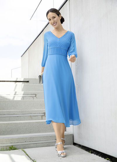 Kleid mit feinen Zierkugeln 