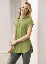 Poloshirt mit V-Ausschnitt  
