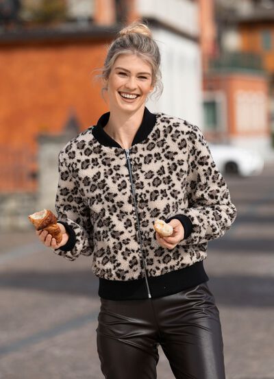 Kurzjacke aus Teddypl&uuml;sch 