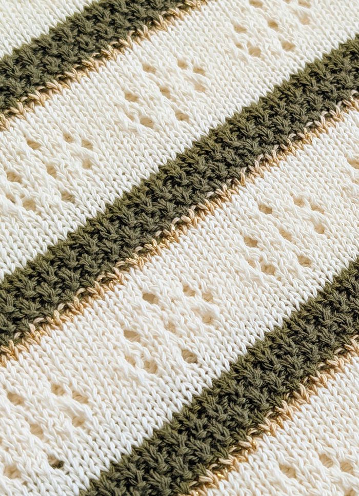 Pullover mit Glitzerakzenten 