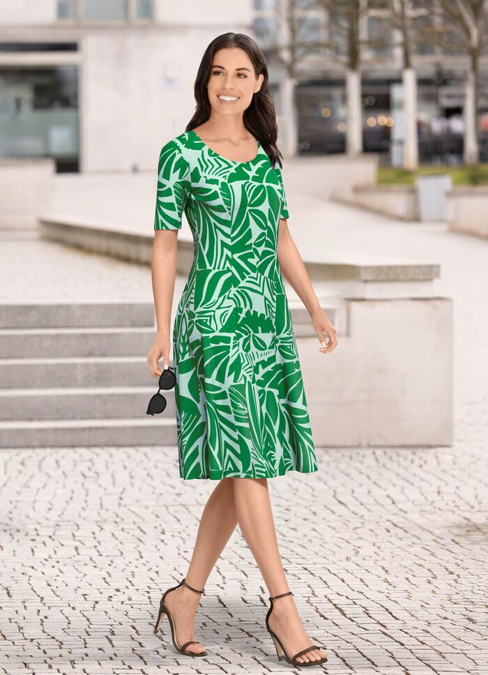 Kleid in Schlupfform 