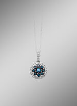 Schöner Anhänger mit blauen Brillanten und weissen Diamanten 