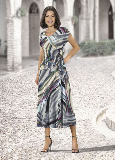 Kleid mit raffinierter Knotentechnik 