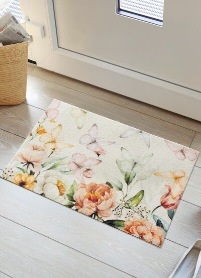 Ansprechende Fussmatte mit Blüten und Schmetterlinge 