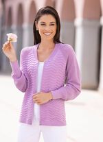 Strickjacke mit Cloqu&eacute;struktur 