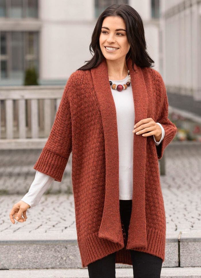 Strickjacke in Longform 
