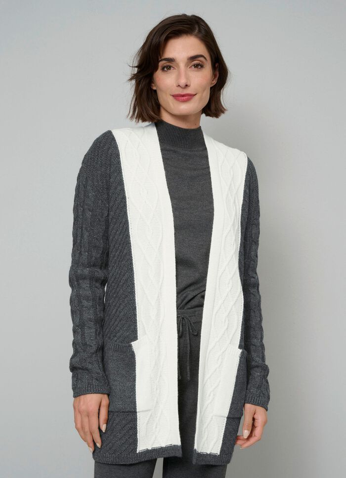 Strickjacke in Strukturmix 