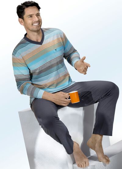 Hajo Klima Komfort Pyjama mit garngefärbtem Ringeldessin, V-Ausschnitt, Brusttasche  Hajo Klima Komfort Pyjama mit garngefärbtem Ringeldessin, V-Ausschnitt, Brusttasche