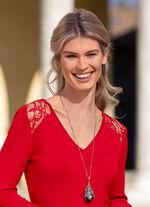 Halskette mit Tropfenanh&auml;nger 