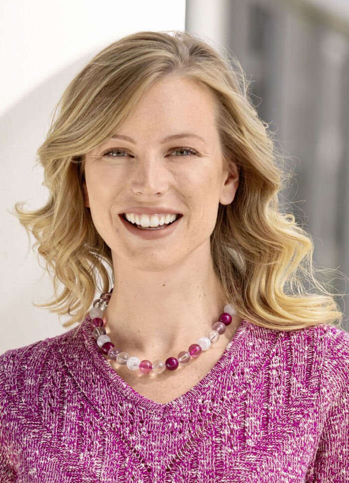 Halskette mit Schmuckperlen