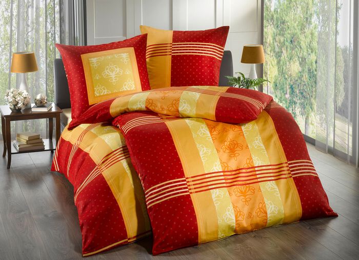 Elegante Bettw&auml;sche-Garnitur von Kaeppel ROT