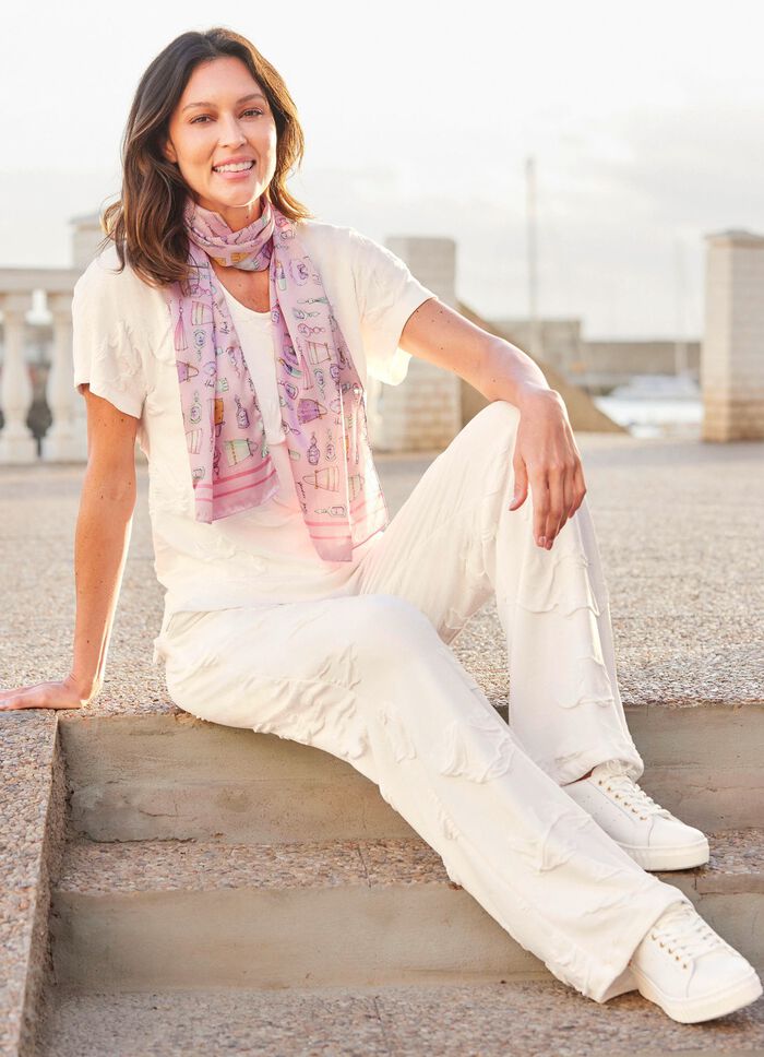 Hose in modischer Weite 