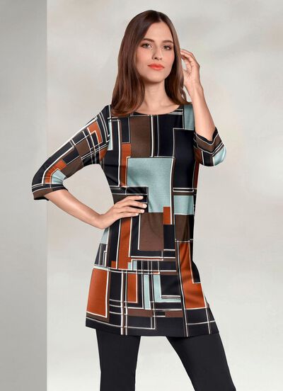 Aussergew&ouml;hnliche Tunika mit modisch flachem Halsausschnitt  